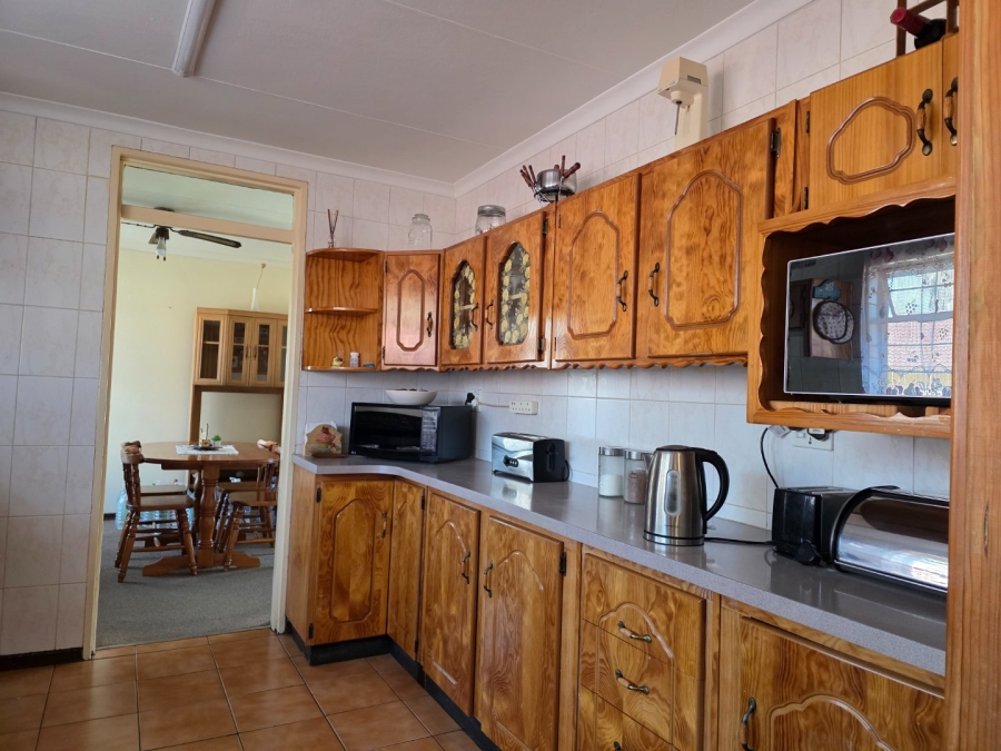 5 Bedroom Property for Sale in Sasolburg Ext 10 Free State